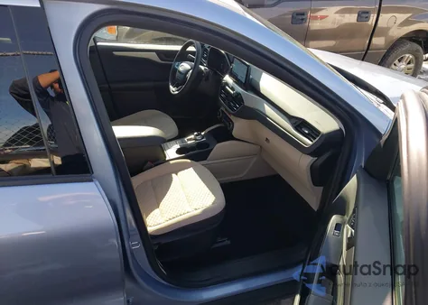 2022 Ford Escape Se из США, поврежденный, VIN 1FMCU9G6XNUB30685